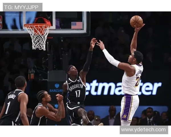 湖人对阵篮网精彩回放分析与比赛亮点总结